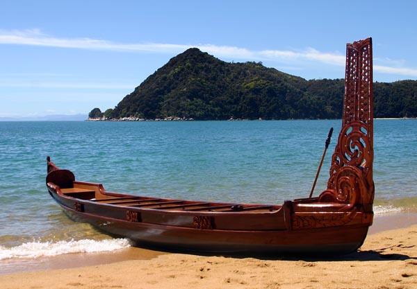 Waka Maori