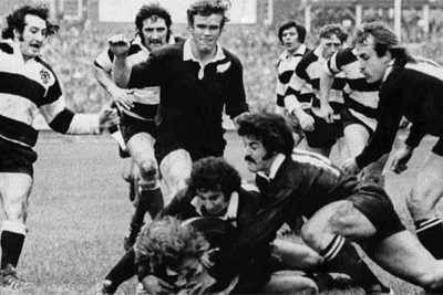 John Dawes era in campo in Barbarians-All Blacks del 1973, quando la selezione a inviti battè la Nuova Zelanda grazie anche alla 
