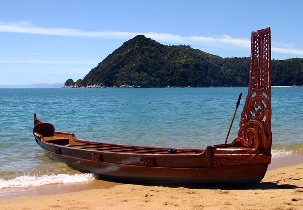 Waka Maori