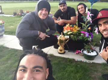 Foto: cinque campioni del mondo e un regalo di compleanno per Jerry Collins