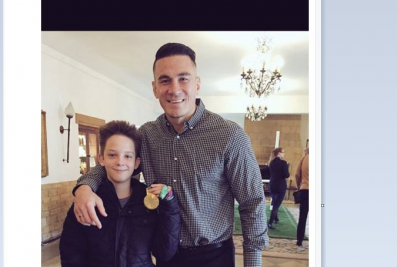 Foto del giorno: Sonny Bill Williams ed il suo giovane amico “inseparabile”