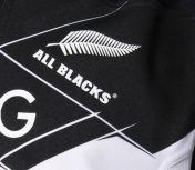 All Blacks: la nuova maglia bicolor da trasferta item-thumbnail