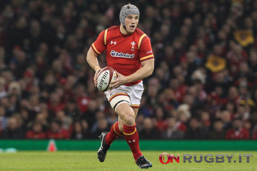Galles, Jonathan Davies: "Giocare in casa senza il pubblico sarebbe per noi penalizzante"