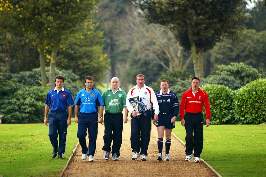 Fabien Galthie, Alessandro Moscardi, Keith Wood, Phil Vickery, Andy Nicol. Mark Taylor - 2002 Six Nations - Ph A. DENNIS/AFP