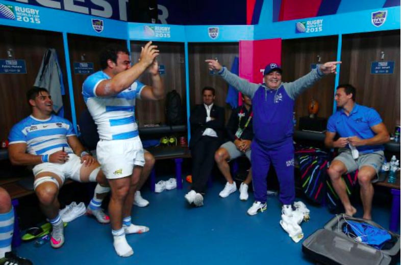 Diego Armando Maradona nello spogliatoio dell'Argentina