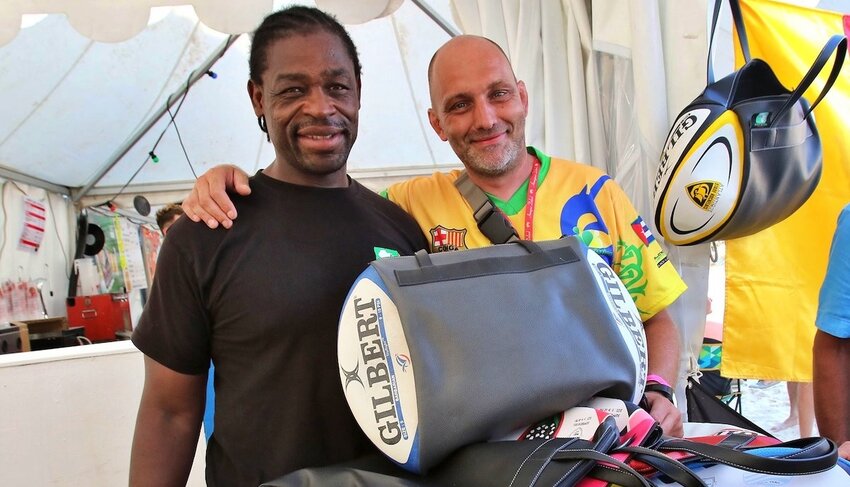 Serge Betsen con Lionel Quenardel, ideatore del progetto Serge Betsen con Lionel Quenardel, ideatore del progetto
