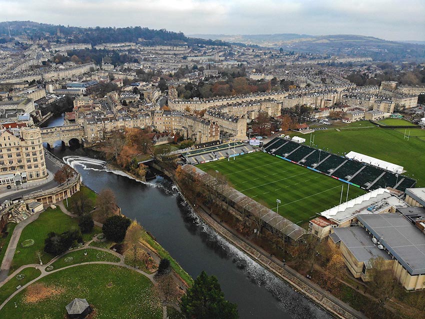 I campi da rugby più spettacolari del mondo- il Recreation Ground , soprannominato "The Rec"