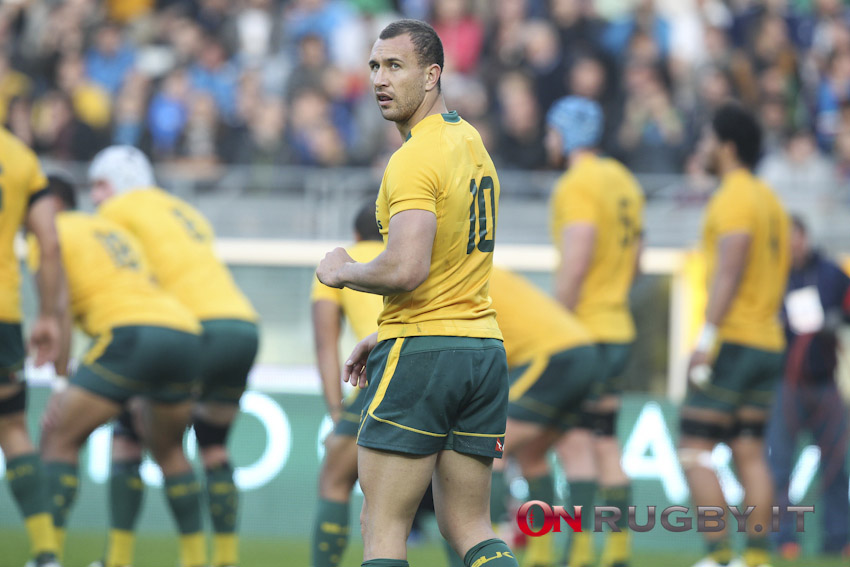 Quade Cooper's critical kick demonstrated by Quade Cooper
