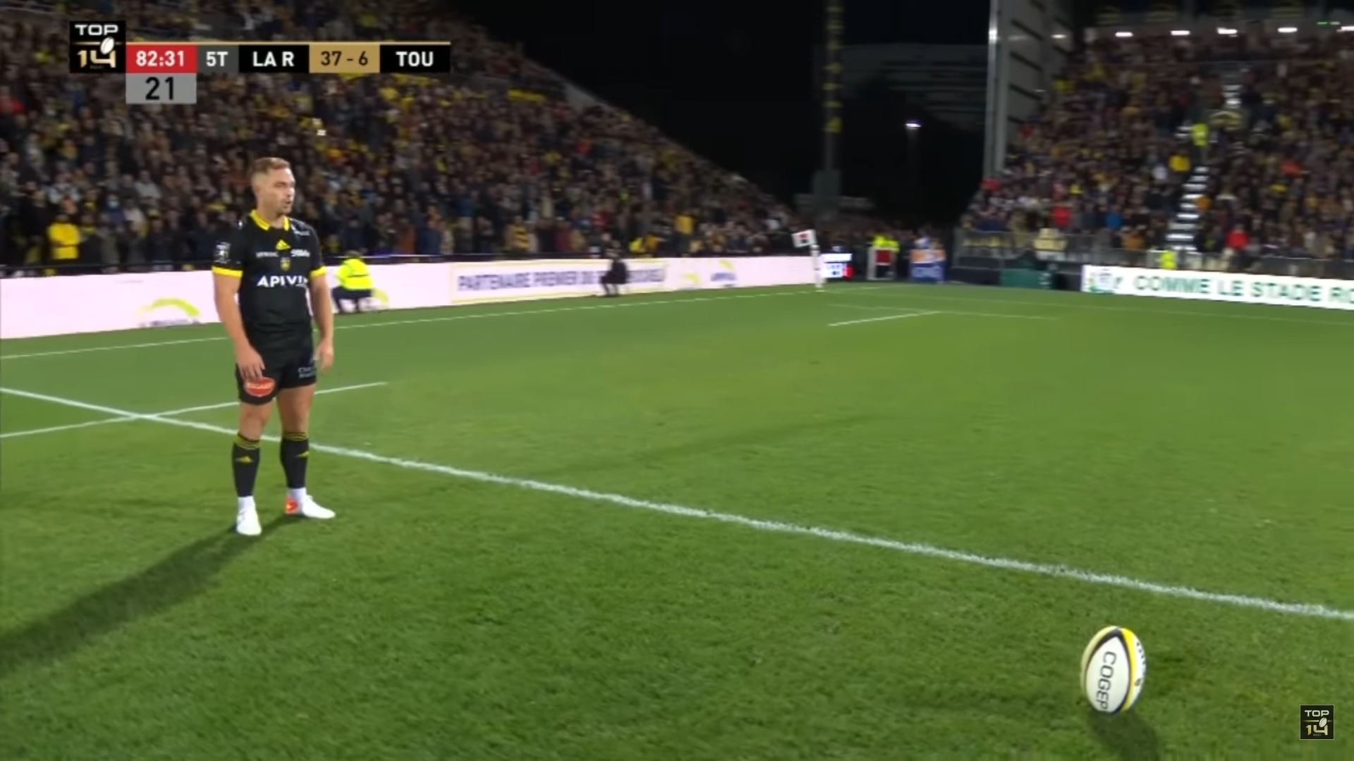 Top14: Ihaia West piazza una trasformazione senza conetto dopo aver inchiodato l'ovale