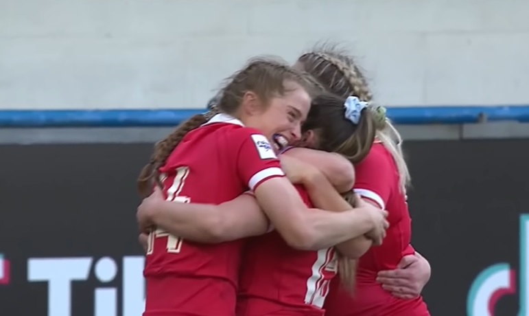 6 nazioni femminile: Galles, rimonta sulla Scozia e punteggio pieno. Francia straripante
