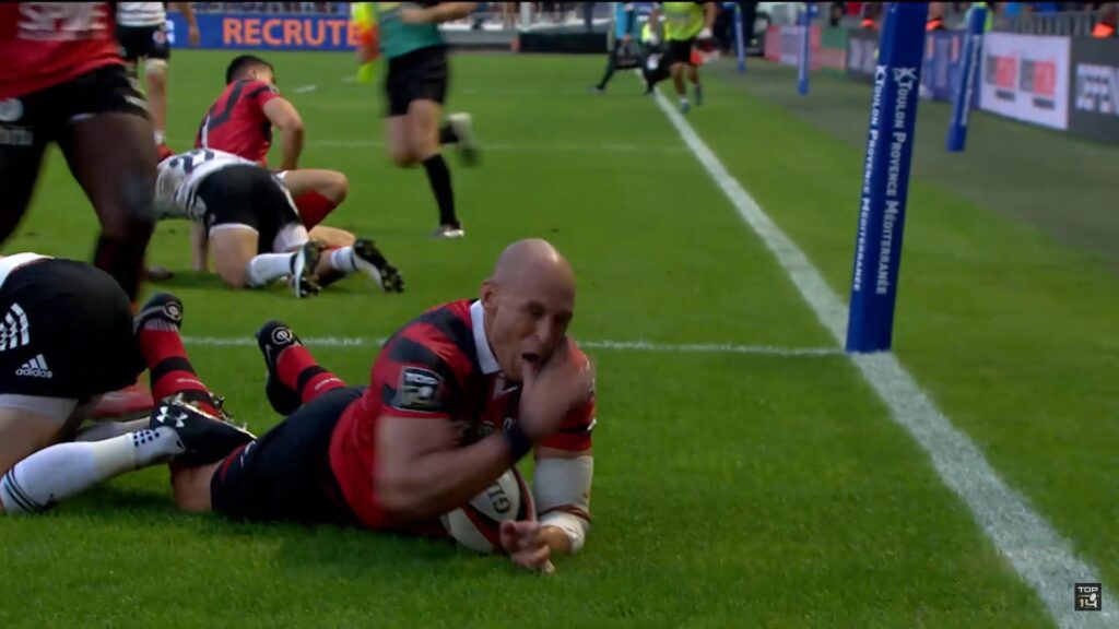 Top14: video, Sergio Parisse in meta nella sfida contro Brive Top14: video, Sergio Parisse in meta nella sfida contro Brive