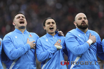 L'Italia durante l'inno a Twickenham (ph. Sebastiano Pessina)