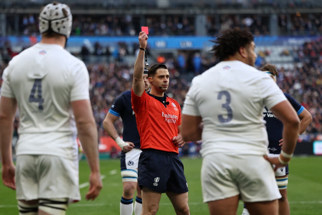 World Rugby vuole cambiare le regole per i cartellini rossi in vista della Coppa del Mondo (ph. AFP)
