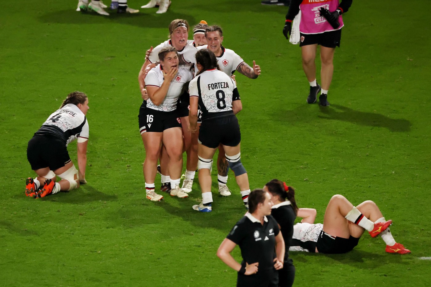 RWC 2025: il Canada fa paura! Strapazza la Nuova Zelanda ed è la prima finalista del Mondiale. Gli highlights