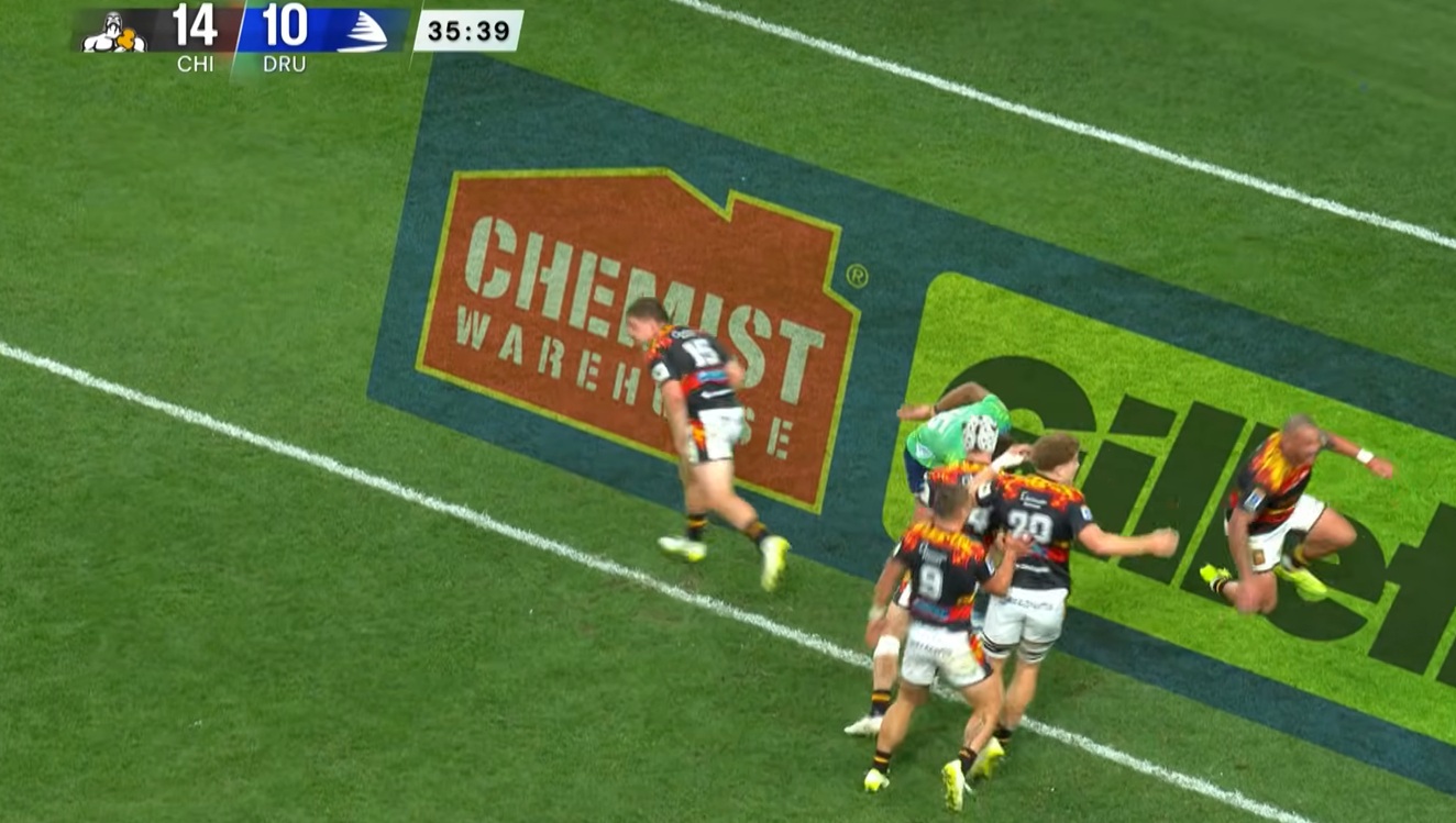 Video: è la meta più assurda del 2026? L'incredibile errore di Droasese